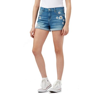 H! by Henry Holland Blue daisy print distressed denim shorts